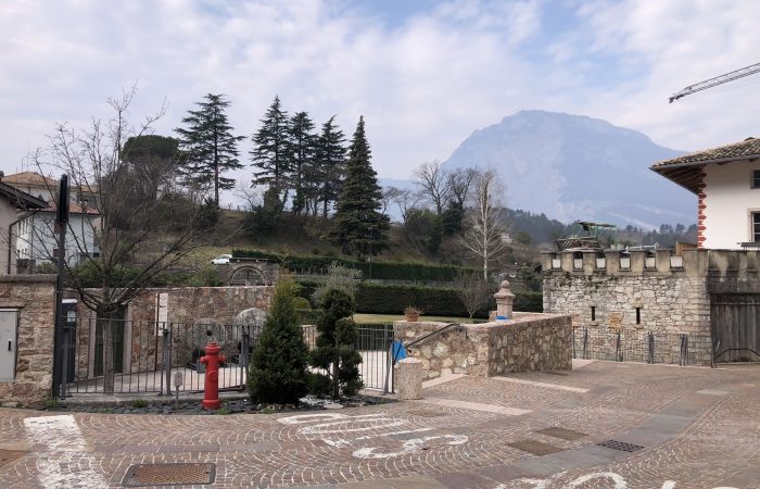 Piazzetta delle regole - Calavino